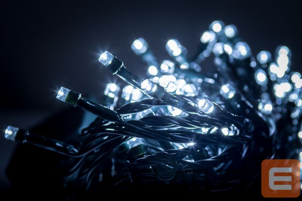 Kambarių girlianda N/A Ziemassvētku lampiņu virtene 300LED RS-113 20m. White