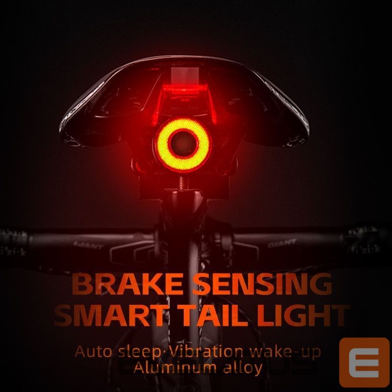 Dviračio priedas Rockbros Rockbros Q5 Rear Bike Light with Intelligent Stop System - Black