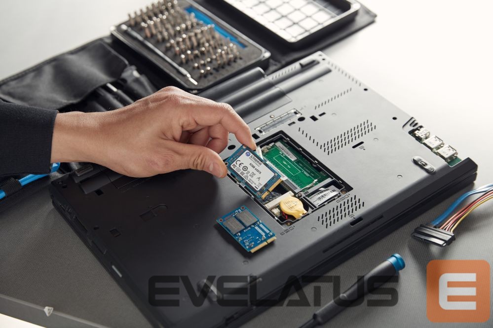 Kietasis diskas SDD Kingston KC600 512 GB, SSD interface mSATA, Write speed 520 MB/s, Read speed 550 MB/s