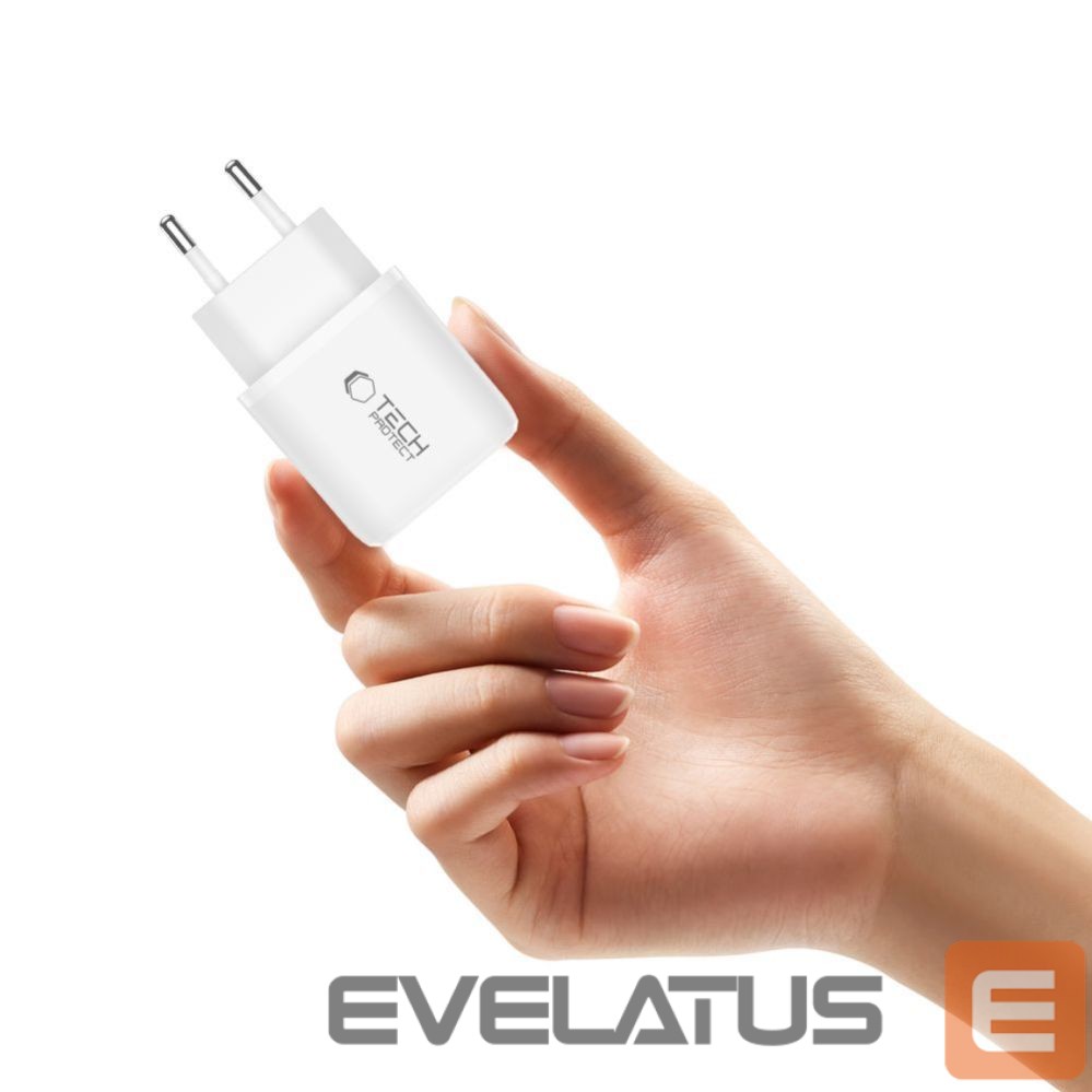 Kitos prekės Tech-Protect Tech-Protect NCA20 PD 20W QC3.0 USB-A / USB-C Wall Charger + USB-C / Lightning Cable 100cm - White
