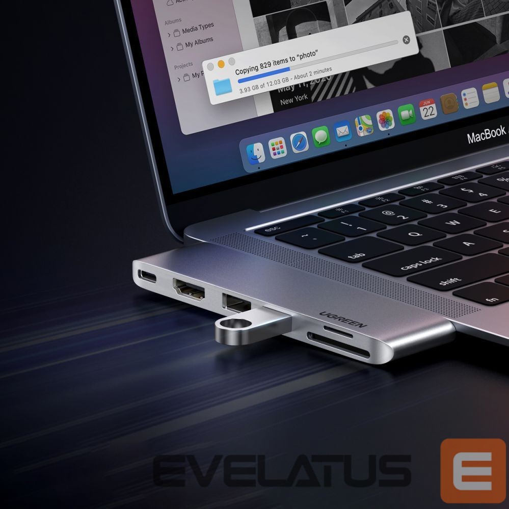 Adapteris Ugreen HUB Ugreen CM380 2xUSB C - HDMI/2xUSB 3.0/SD TF/USB C PD - gray